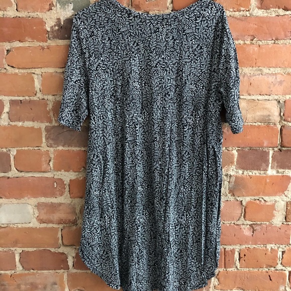 Long floral old navy tee - Picture 4 of 5